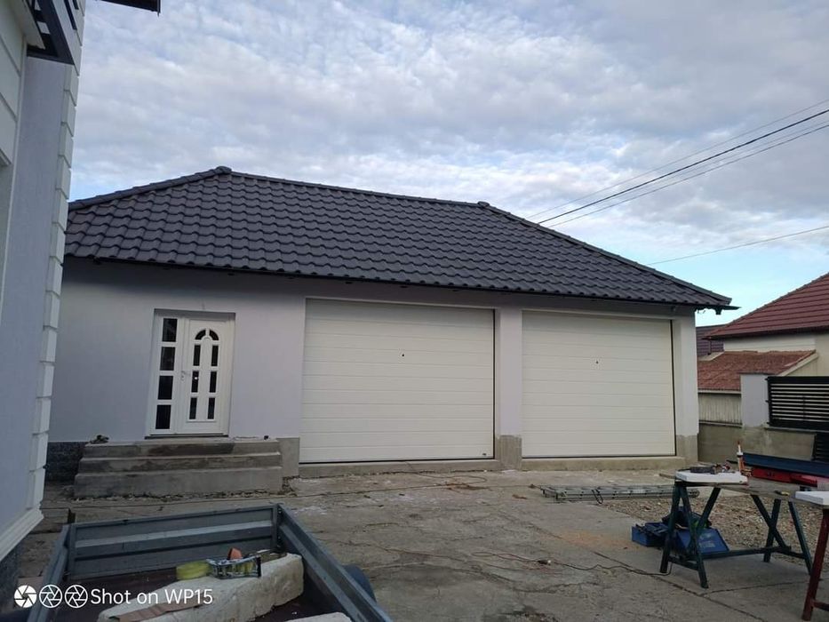 Ușa de garaj/ uși secționale/ usi tip rulou/ uși hală