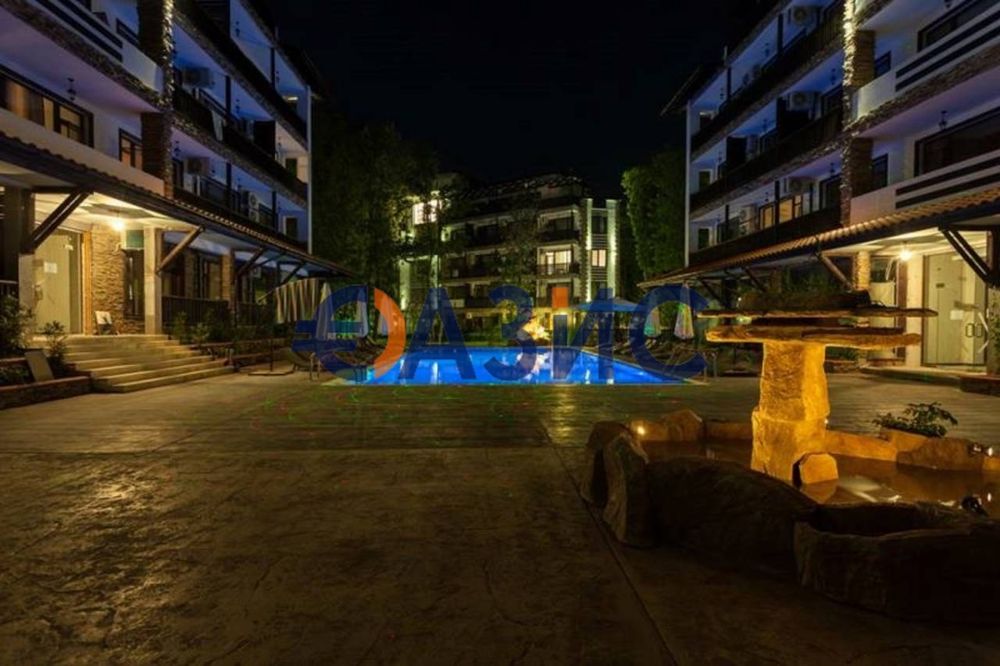 Продава се Двустаен апартамент в Приморско - 59 кв.м за 968 €/кв.м - Снимка #11