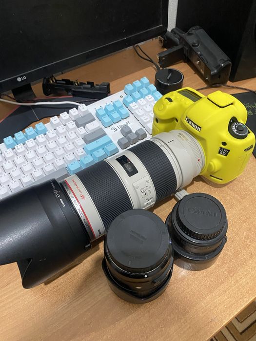 Срочно продается фотоаппарат Canon 5d Mark 3