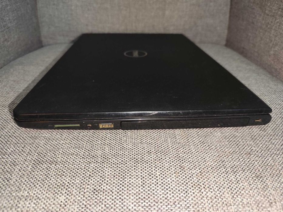 Laptop Dell Vostro 15, I5 gen8, 8Gb DDR4, ssd240Gb, pv dedic.!Garantie