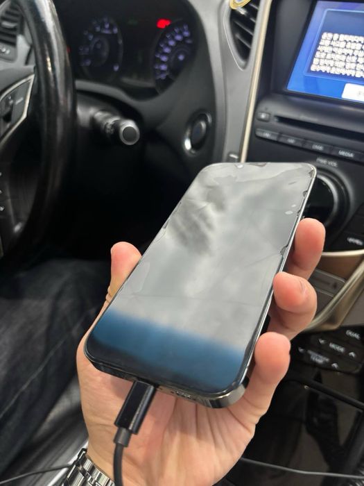 продам Айфон 13 про/256