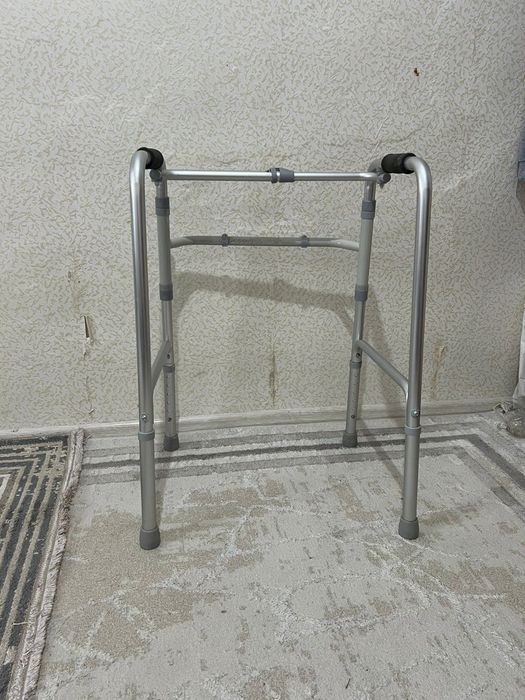 Ходунок для взрослых