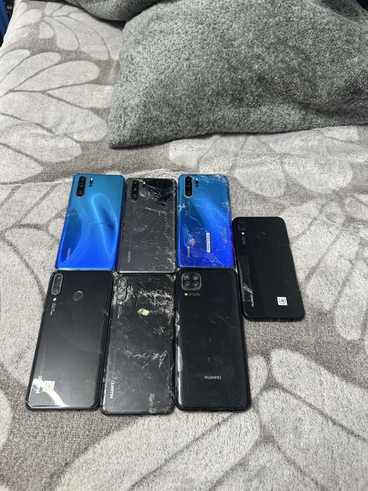 Vand lot telefoane huawei pentru piese