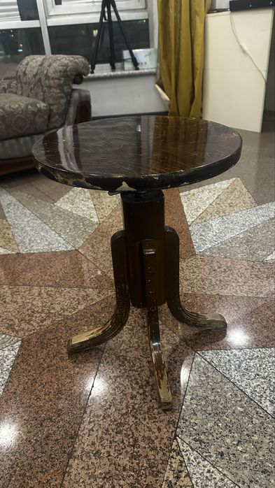 Продам стул от пианино