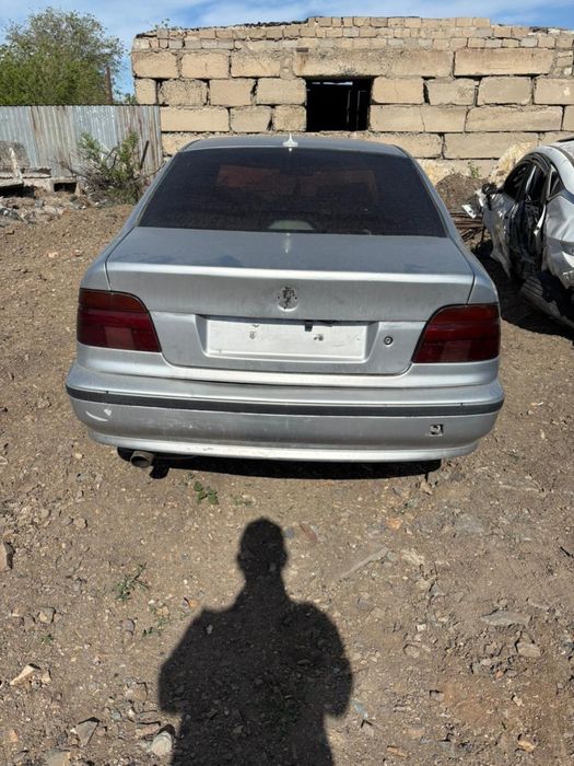 BMW БМВ Е39 по запчастям