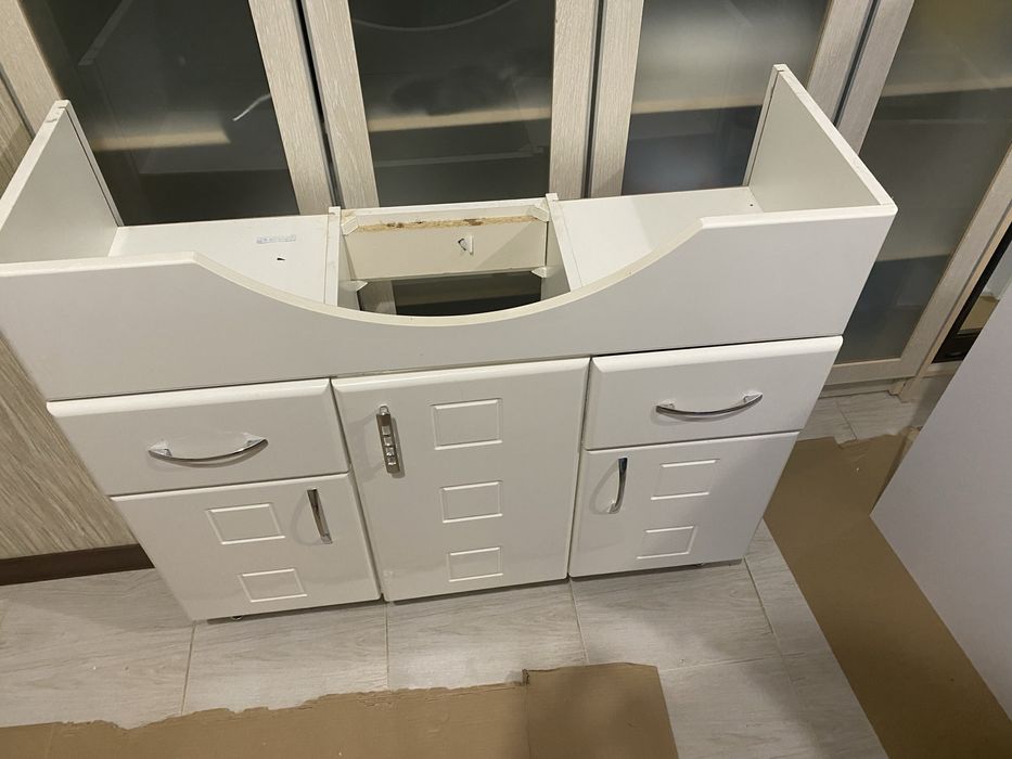 Продается тумба для раковины