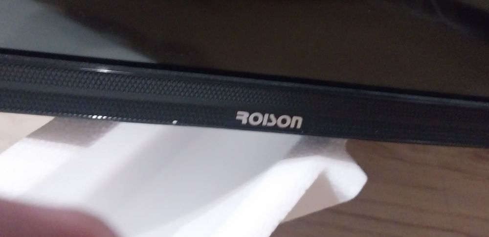 Продается телевизор ROISON 43021 модель.В отличном состоянии.Не СМАРТ.