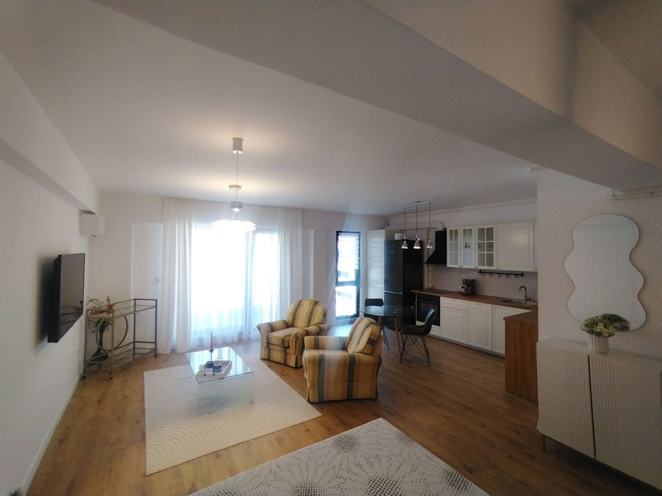 Vand Studio Pipera.Comision0%