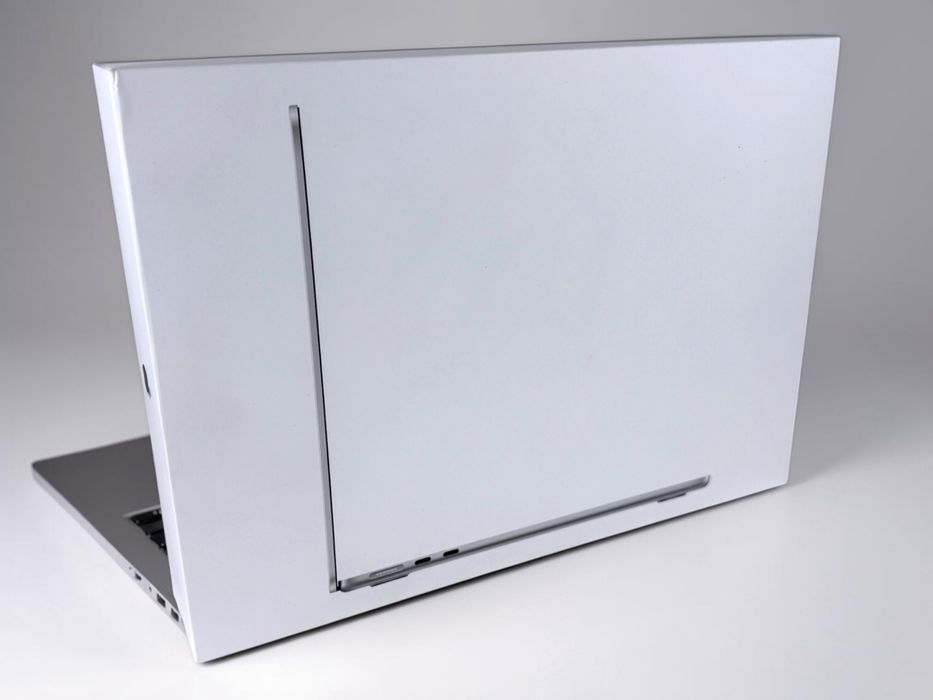 ЧИСТО НОВ! Apple MacBook Air 15" M5 16RAM 1TB Midnight / Silver / Starlight / Blue Гаранция! — миниатюра 7