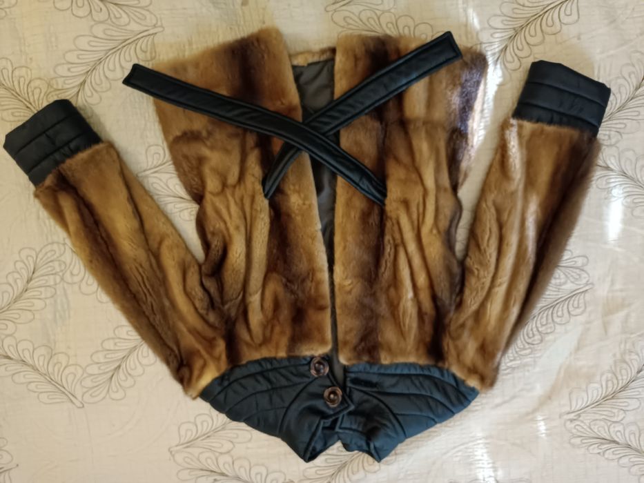 Продам полушубок шубу