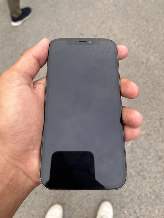 продается iPhone 12 pro 128 GB