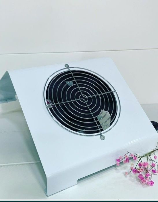 Супер мощный пылесос металлический корпус.