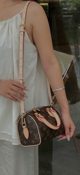 Geantă Louis Vuitton, model 2027, originala