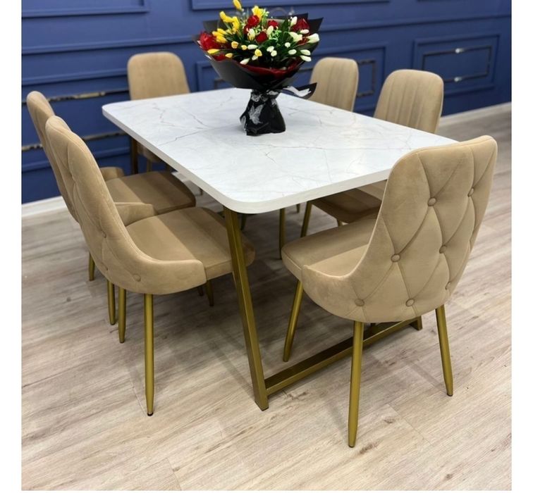 Стол с стулями продам