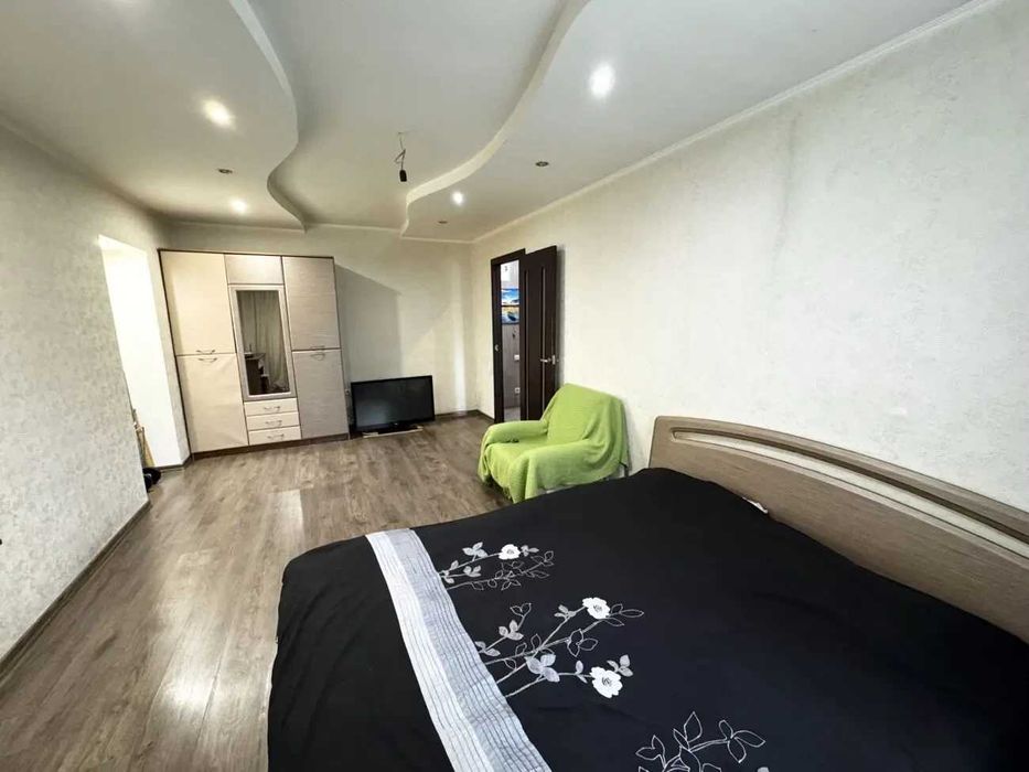 Дава се под наем Двустаен апартамент в София, Център - 55 кв.м за 407.49 € - Снимка #3