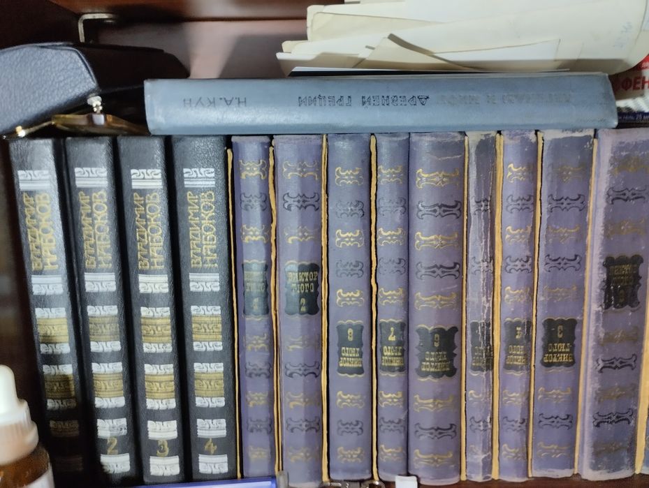 Книги 1000 тенге