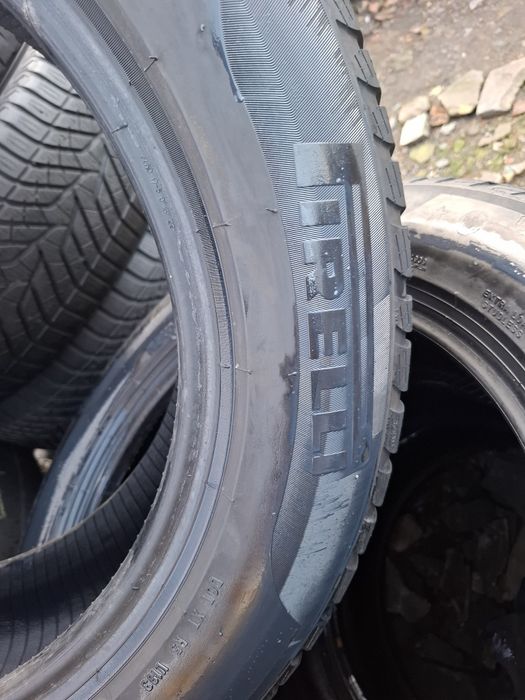 Vand set 2 anvelope 225 60 18 pireli ranflet de iarna bune dot 2018