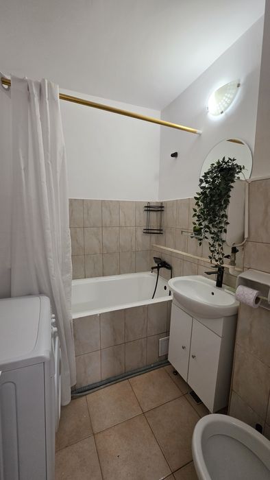 Garsoniera Metrou Favorit