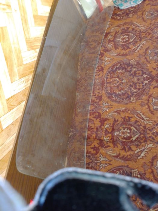 р-нПродаю лобовое на москвич