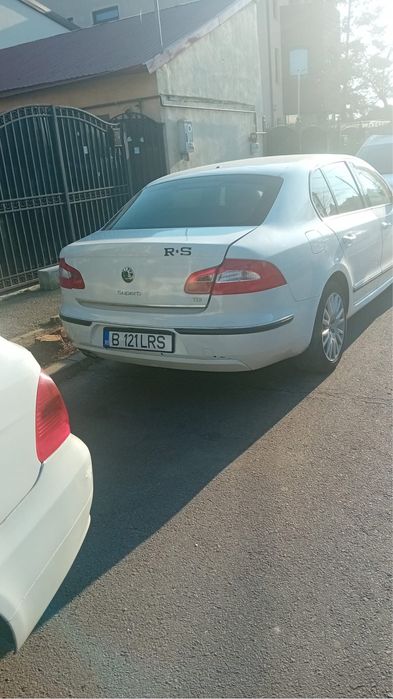 SKODA Superb 2011 — imagine 5