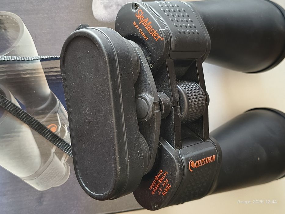 Binoclu Celestron SkyMaster 25x70