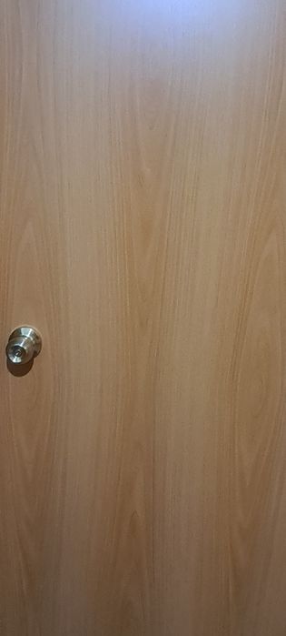 Продам дверь 80см