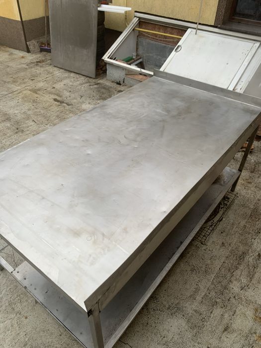 Masa de inox 1750x950 mm.