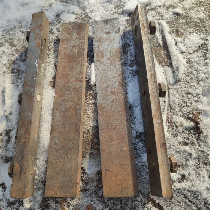 Продам фуговальныные ножы с креплением из советских времен