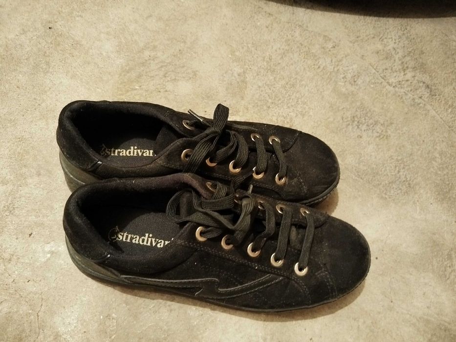 Кецове и обувки Stradivarius и други