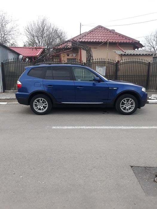 Vând bmw x3 cu distribuția în fata