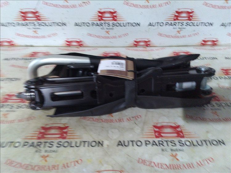 cric audi a4 b9 an fabr. 2018