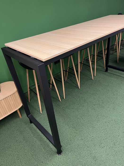 Бар маса, висока