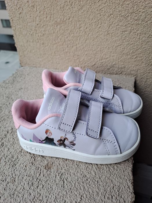 Incaltaminte adidas, marimea 23