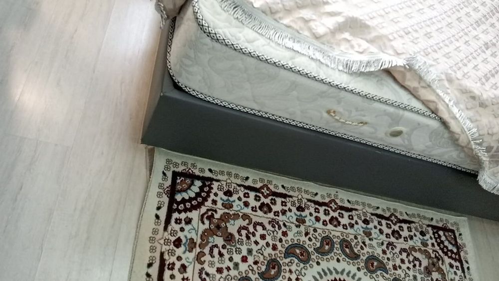 Спальный Кровать