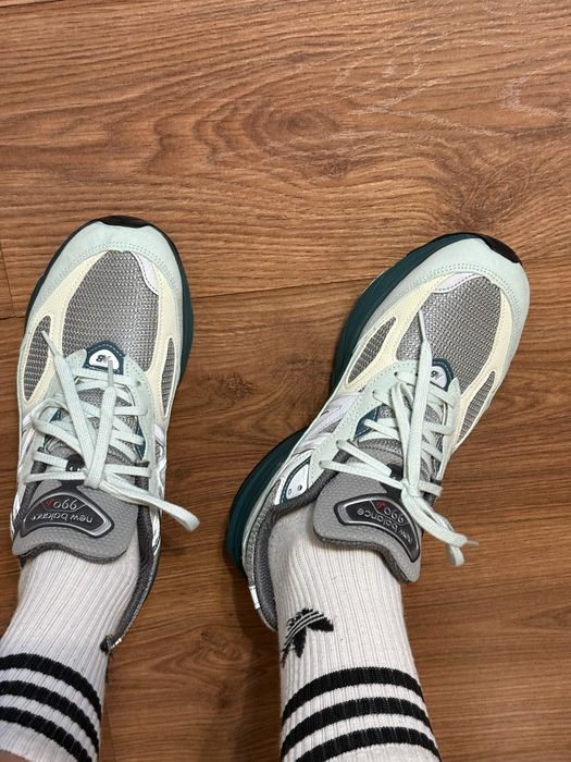 Кроссовки New balance 990 v6