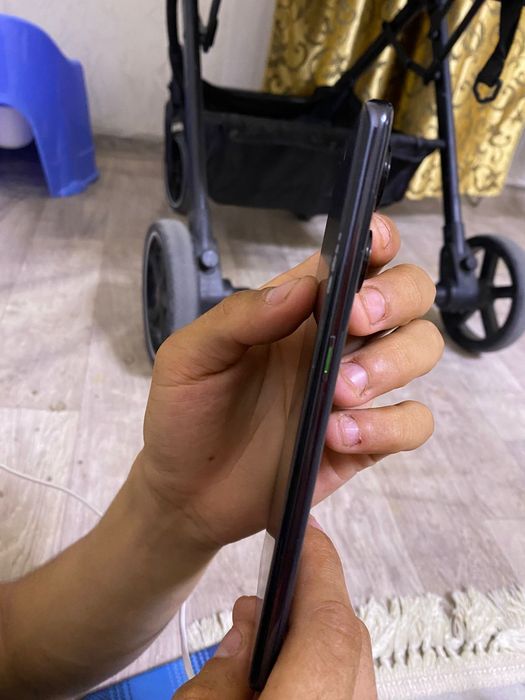 Oppo Reno9 5G срочно