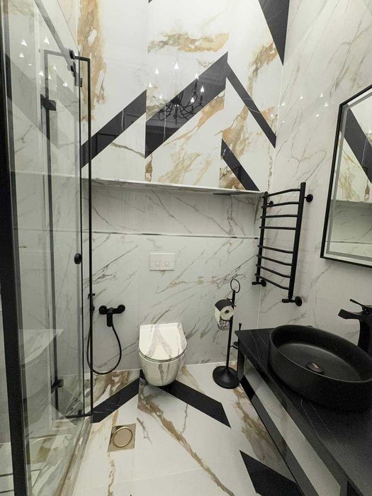 на Дружбе в Бульвард ПЕНТХАУС евролюкс упаковка потолок 4 м`