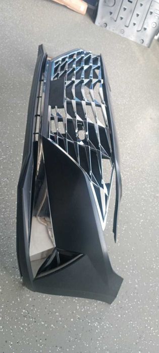 Бампер Hyundai Elantra