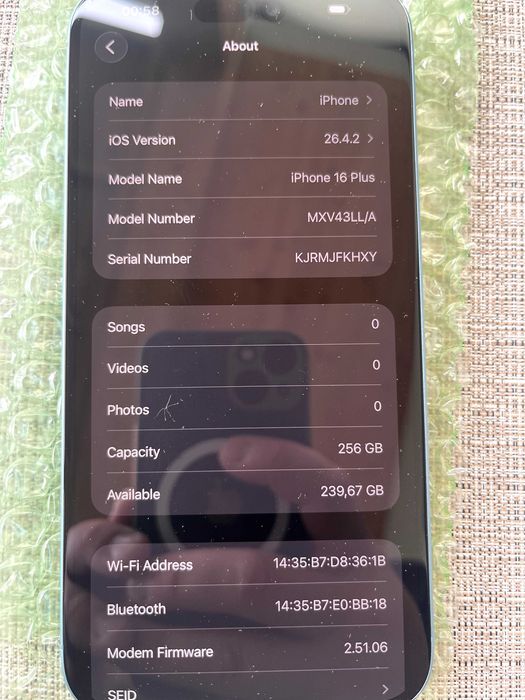 iPhone 16 Plus 256GB. Baterie 94%