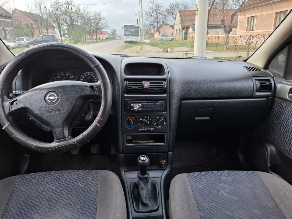 Opel Astra G motor 1.6 din 2003