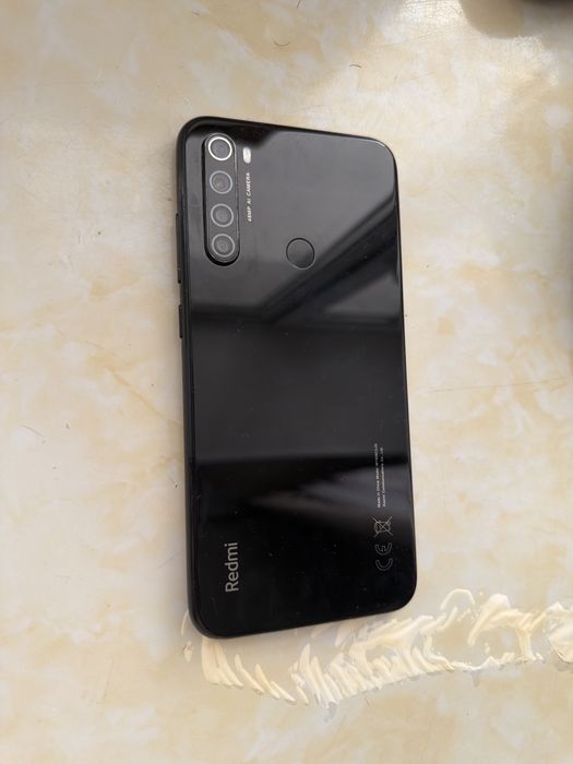 Продам телефон Xiaome Redmi note 8, 4гб/32 гб, черный.