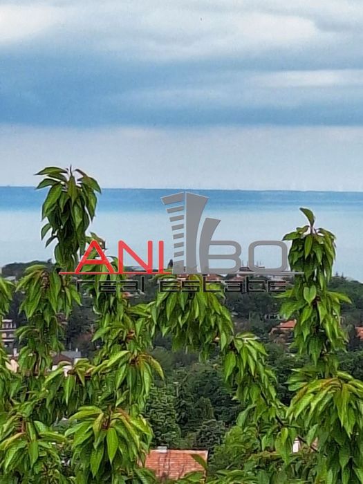 Парцел в Варна, област-м-т Манастирски рид площ 900 цена 135000