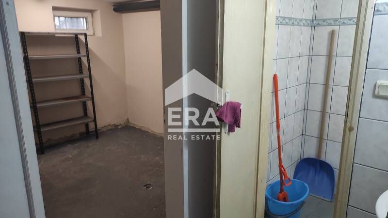 Дава се под наем Магазин в София, Зона Б-18 - 60 кв.м за 459 € - Снимка #4