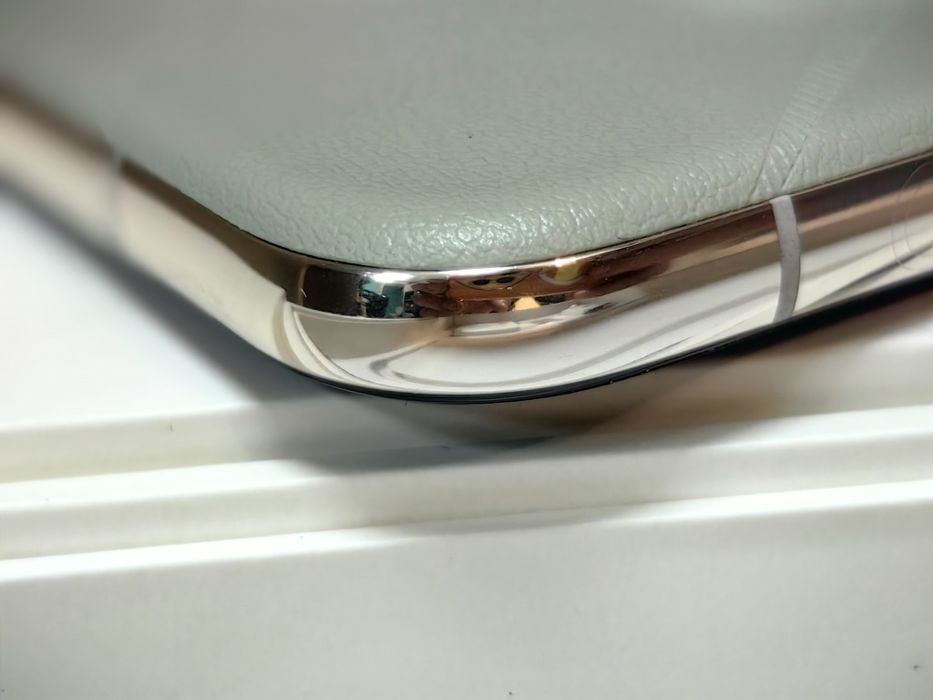 Хб! Huawei Pura 70 Ultra 16/512  ГАРАНЦИЯ