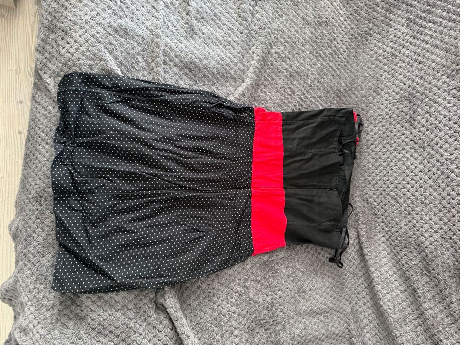 Дамски рокли размер S