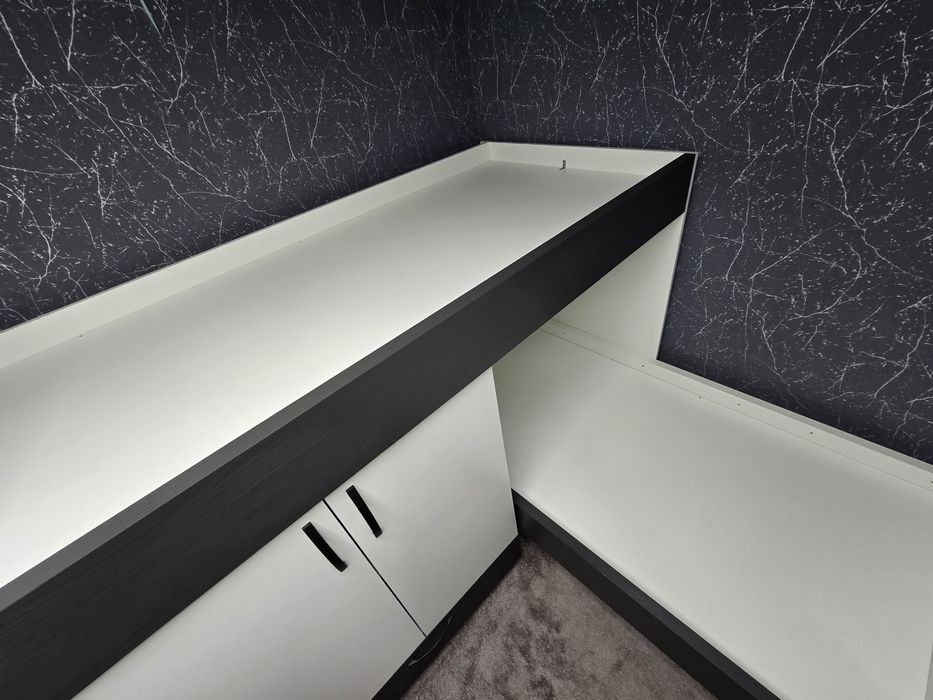 Mobilă cameră copii( pat supraetajat, dulap, birou)