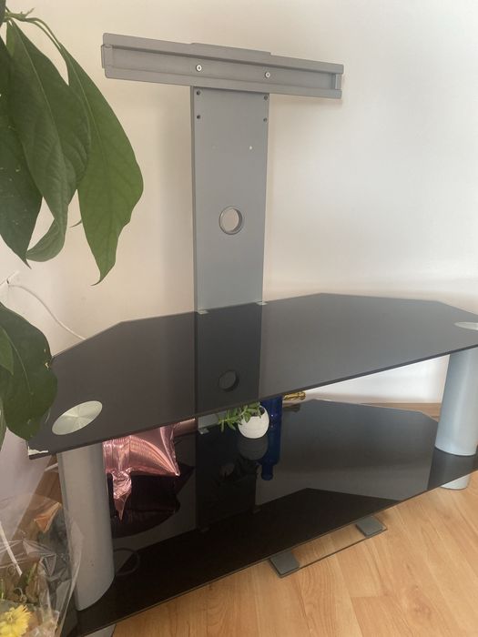 Oferta UltimaSuport TV din sticlă - Preț negociabil