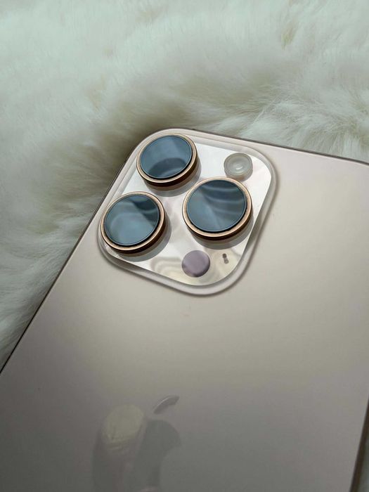 iPhone 16 Pro 256GB неразличим от нов