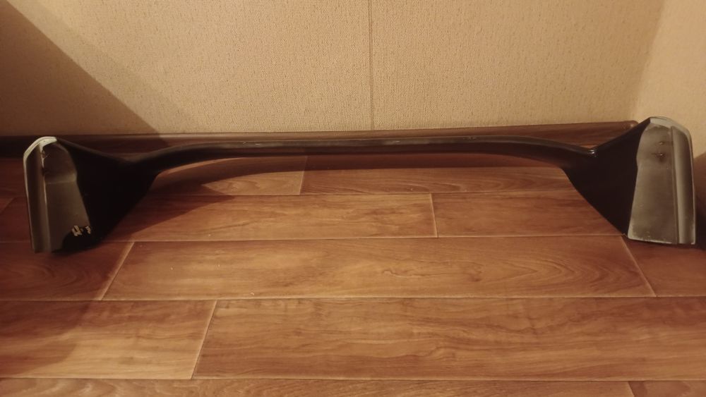 Спойлер Nissan Tiida Impul