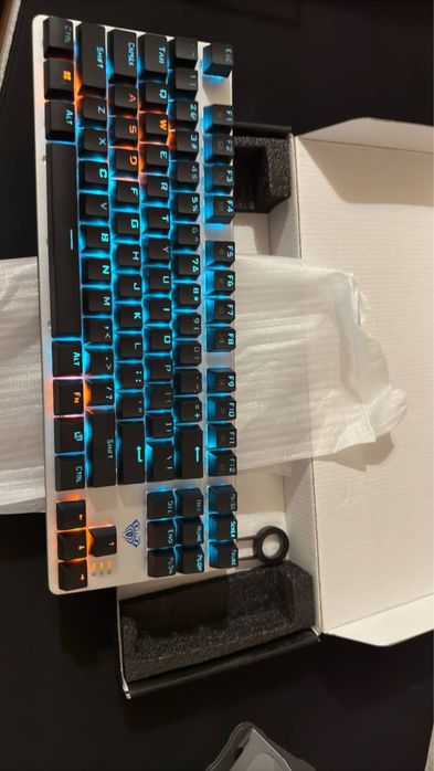 Klaviratura tez sotaman 30$ yengi